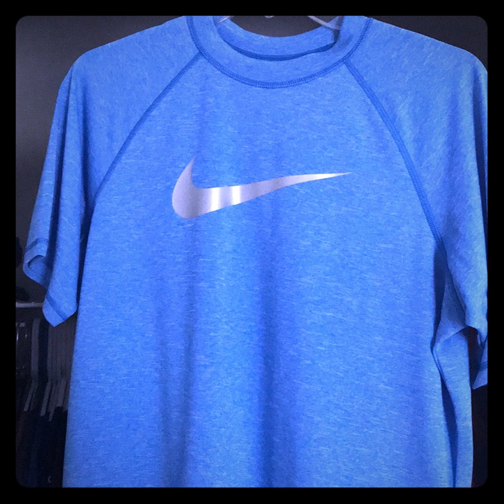 Short sleeve Nike dri-fit shirt
